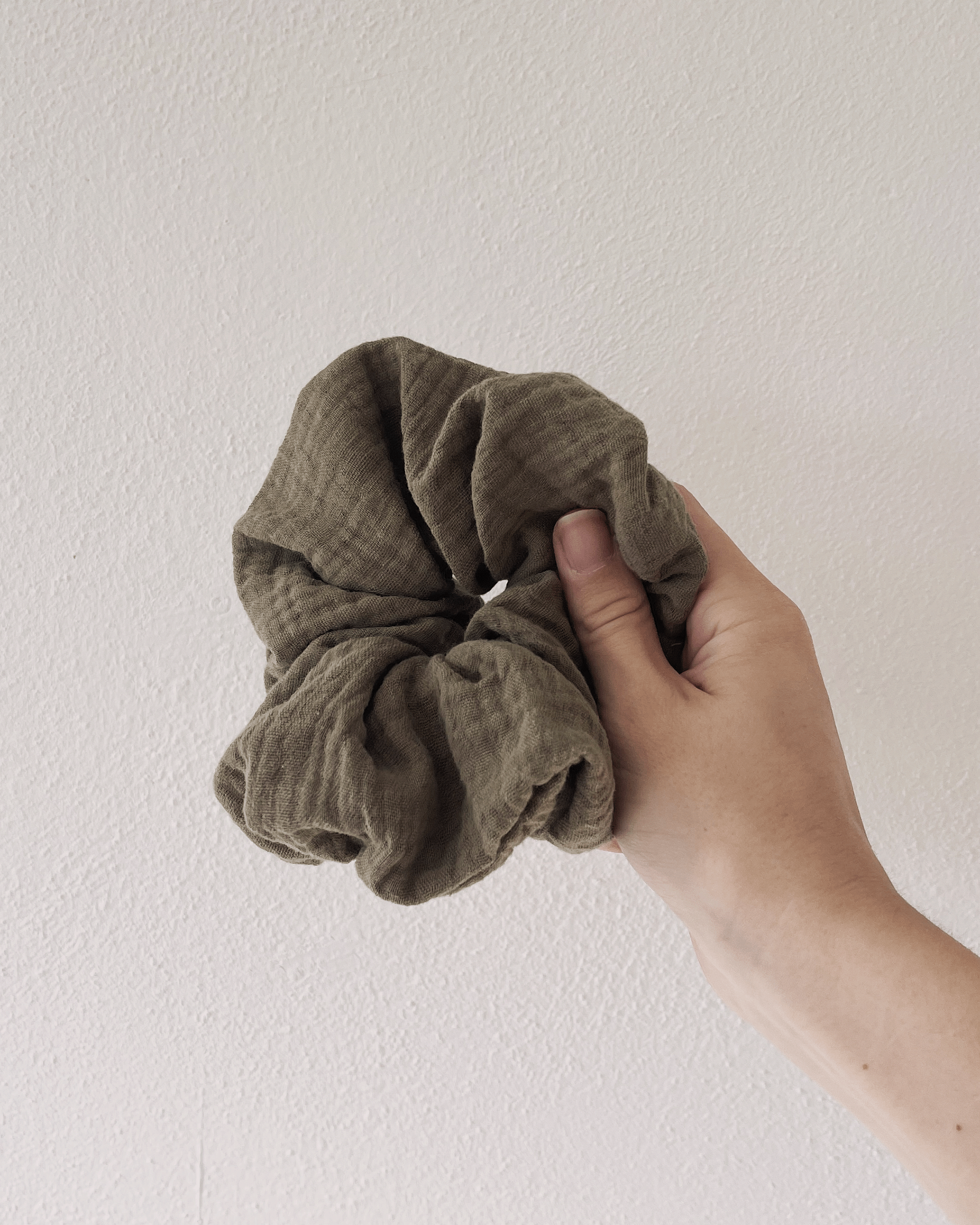 Scrunchies aus Musselin; Pastell- / Erdtöne